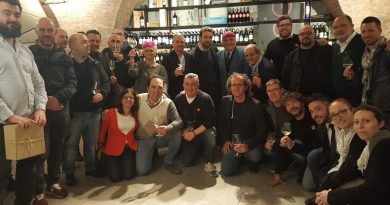 Premio Orio Vergani 2018 ad Associazione Italiana Ambasciatori del Gusto Premio Orio Vergani 2018 ad Associazione Italiana Ambasciatori del Gusto