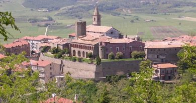 “IN SALITA”, sguardi, parole e riflessioni sulla fotografia “IN SALITA”, sguardi, parole e riflessioni sulla fotografia