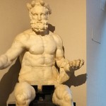 radiotusciaevents.com Si favoleggia che il patriarca Noè non appena il sole rischiarò il cielo dopo il diluvio, e già l’arca spinta da vento favorevole navigava leggera sulle acque.