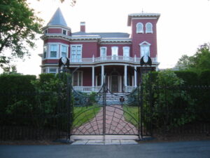 radiotusciaevents.com King House
