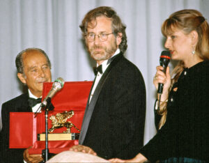 radiotusciaevents.com Steven Spielberg con il Leone d'Oro