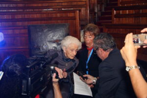 radiotusciaevents.com Intervista alla Montalcini