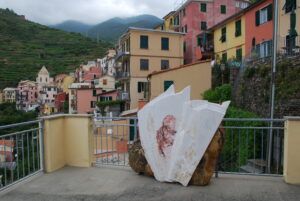 radiotusciaevents.com Monumento a Fabrizio De André a Manarola