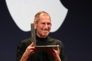 radiotusciaevents.com Steve Jobs presenta l'iMac