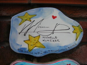 radiotusciaevents.com Autografo di Michelle Hunziker