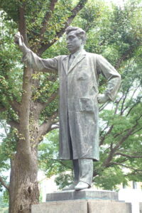 radiotusciaevents.com Statua di Hideyo Noguchi
