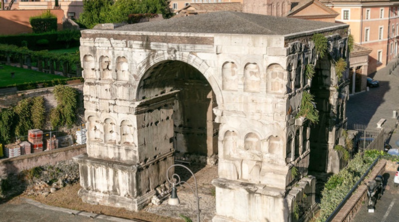 radiotusciaevents.com l'Arco di Giano si veste di arte