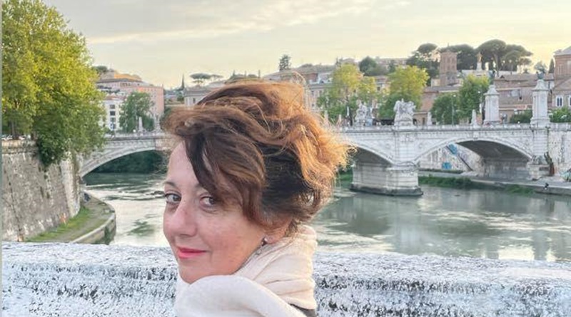 radiotusciaevents.com E tu chi sei? di Lillia Bellucci rappresenta un viaggio introspettivo che invita il lettore a interrogarsi sulle proprie radici,
