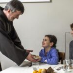 Oltre 52.000 i pasti distribuiti in media ogni mese dalle mense francescane di Operazione Pane
