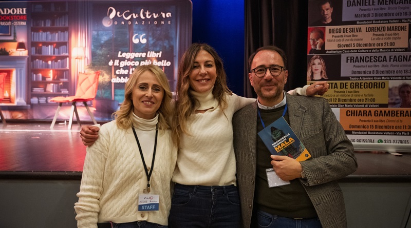 Tutto esaurito al Teatro Artemisio-Volonté per la presentazione del libro di Francesca Fagnani, "Mala. Roma criminale", edito da SEM.