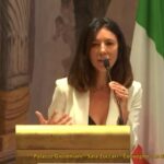 radiotusciaevents.com Alessia Salmaso è fondatrice e Presidente di "Side by Side", un'organizzazione dedicata alla promozione della diversità e dell'inclusione. La sua passione per l'elevamento culturale e l'importanza delle espressioni artistiche si riflette nel suo impegno verso una società più equa e inclusiva.