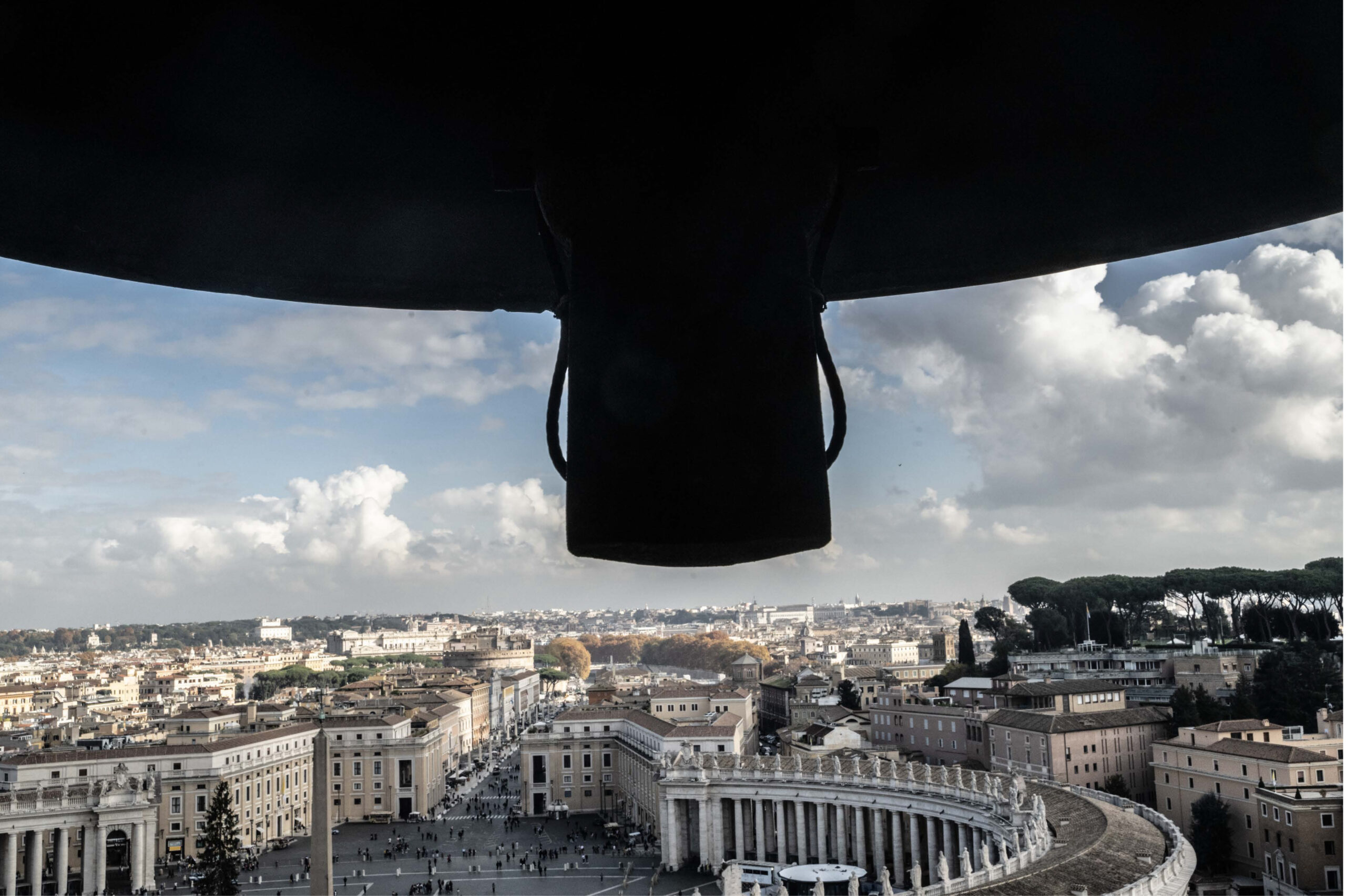 radiotusciaevents.com Gli echi muti di una grande scultura sonora - Il Campanone di San Pietro