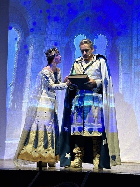 arriva al Teatro Manzoni di Milano Sabato 15 Febbraio ore 15.00 e ore 17.30 con lo spettacolo “Esprimi un…WISH”.