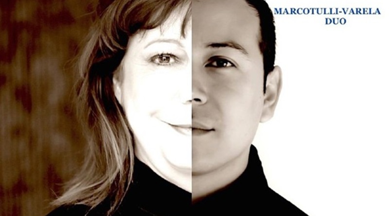 Rita Marcotulli e Israel Varela, per molti anni protagonisti nei dischi di Pino Daniele, eseguiranno i suoi brani.