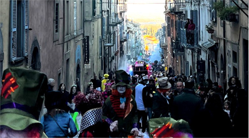 radiotusciaevents.com Il momento più atteso del Carnevale Caprolatto è previsto per Martedì Grasso, il 4 marzo