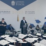radiotusciaevents.com oltre 400 studenti hanno ricevuto con orgoglio i loro sudati diplomi di laurea, pronti ad affrontare le sfide e le opportunità del futuro.