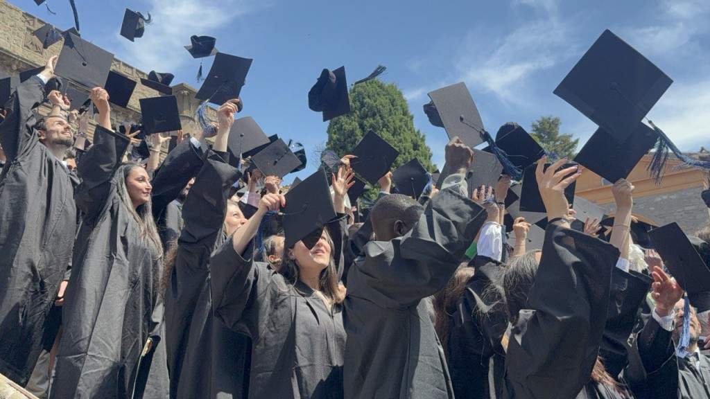 400 Laureati Unitus ricevono il diploma, in piazza San Lorenzo a Viterbo