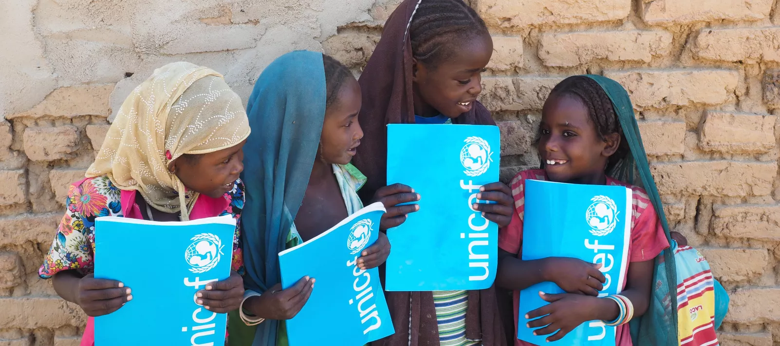 radiotusciaevents.com CHILDREN FOR CHILDREN Comitato Provinciale UNICEF di Viterbo