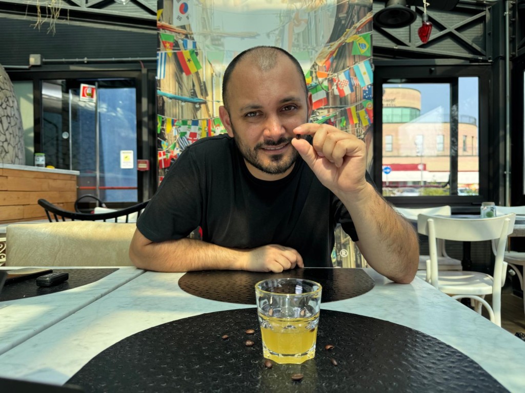 radiotusciaevents.com
«Mi piace tirare le orecchie alle pizze», scherza spesso Ciro Di Maio, «ognuna ha il suo carattere. Odio quelle perfettamente rotonde