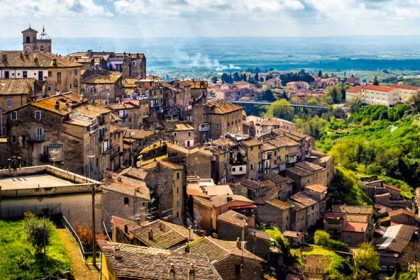 Passeggiata-racconto Capranica: Crocevia di uomini e storie