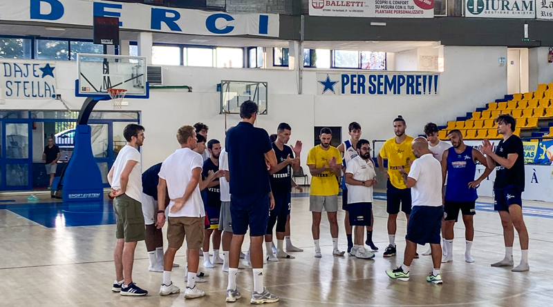 radiotusciaevents.com WeCOM-ORTOETRURIA: AL VIA LA NUOVA STAGIONE È ufficialmente iniziata ieri, con il raduno apertosi sul parquet del PalaMalè, la stagione 2026/27 della WeCOM-Ortoetruria.