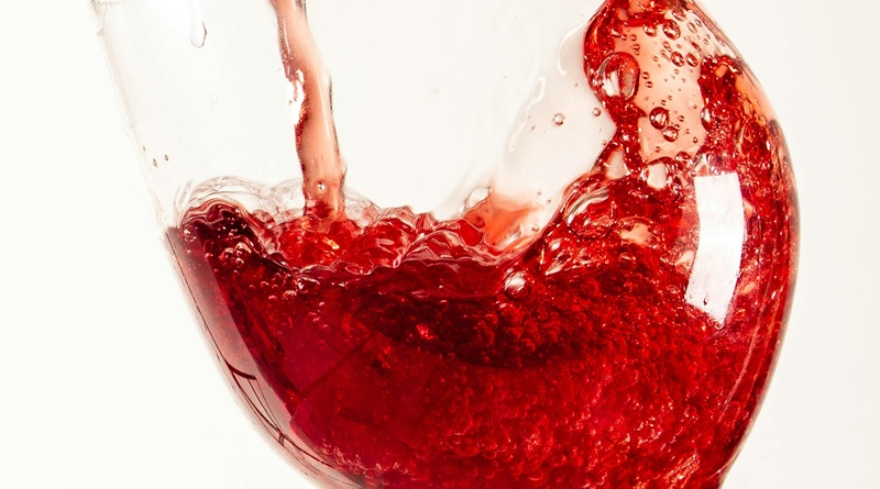 radiotusciaevents.com “Tratti DiVini“, un laboratorio di pittura ad acquerello con il vino a cura di Archeoares, rivolto a un pubblico di adulti