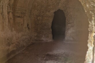 Si è tenuta oggi l'inaugurazione del sito archeologico "Le Carceri" a Collepepe (Collazzone). Scopri i dettagli della villa romana e delle cisterne imperiali.