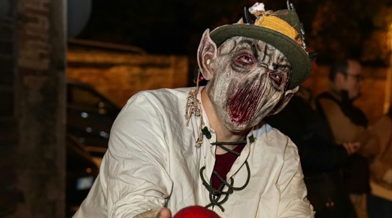radiotusciaevents.com Da oggi, venerdì 30 ottobre a domenica 1° novembre 2026 torna HALLOWEEN MYSTERY FEST il primo HALLOWEEN STORICO in Italia
