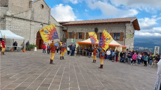 Presentosa da Guinness World Records svelata a Civitaluparella